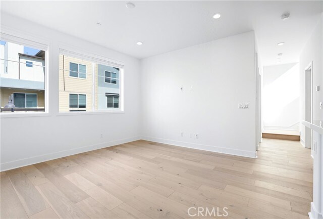 Building Photo - 3140 Cove St