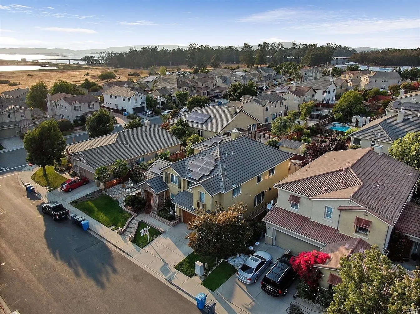 Building Photo - 332 Ring Neck St