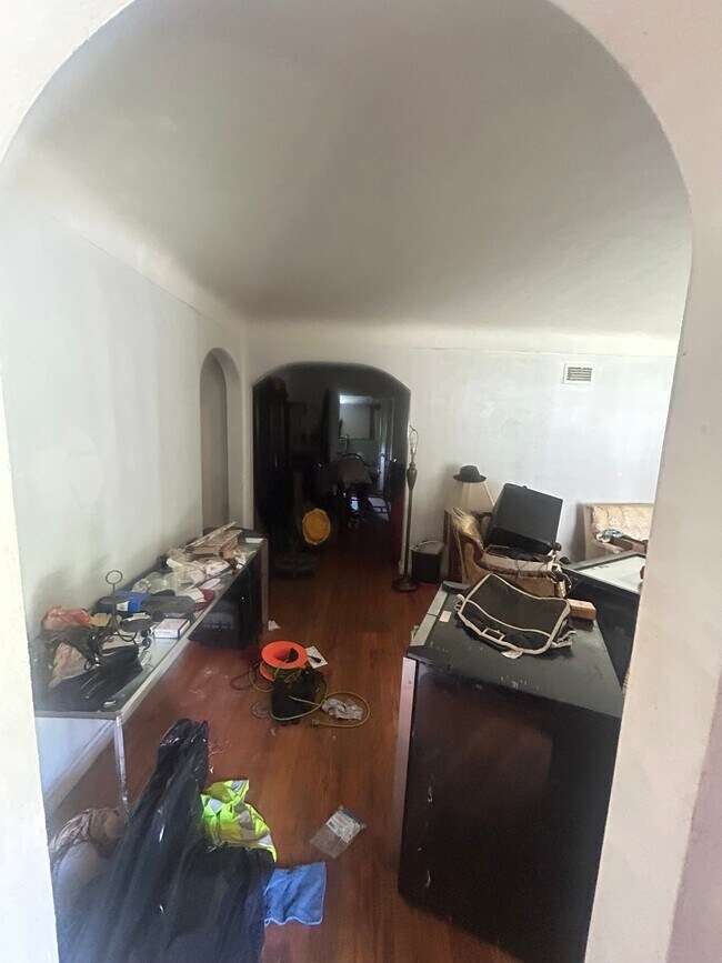 Building Photo - 1068 Melvin Dr