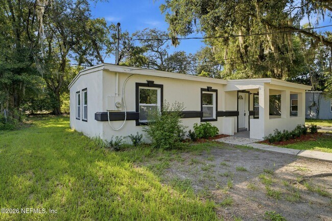 Building Photo - 5846 Abelia Rd