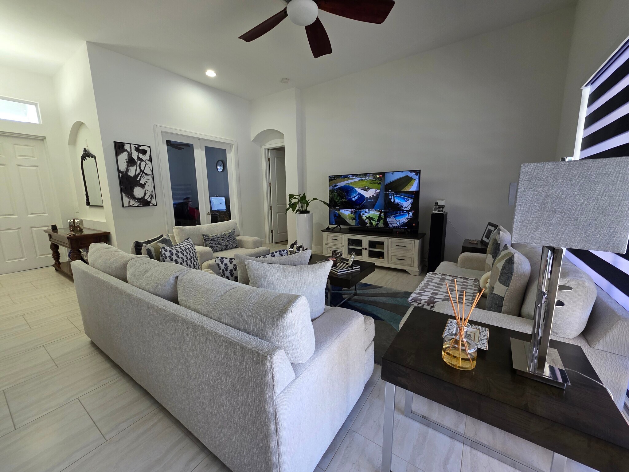 Building Photo - 5224 SW 27th Pl