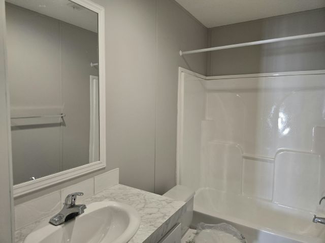 Building Photo - 209 Birch Ln