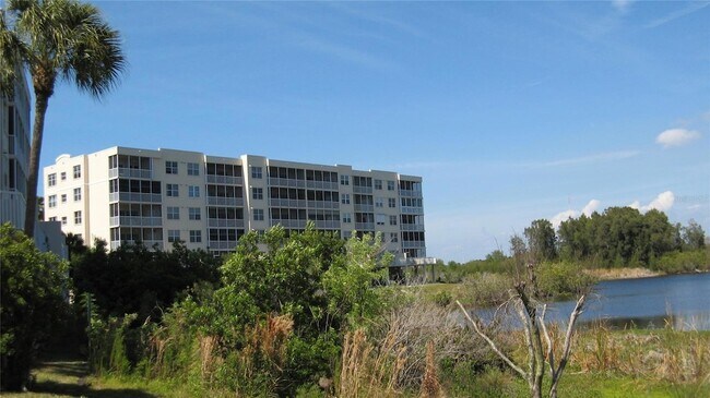 Building Photo - 6475 Shoreline Drive Unit 5302