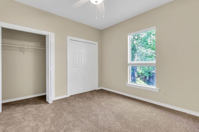 Building Photo - Available October 10th!- Bluewater Bay Bea...