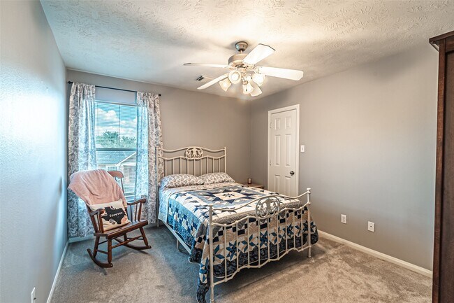 Building Photo - 15007 Wildberry Creek Ct