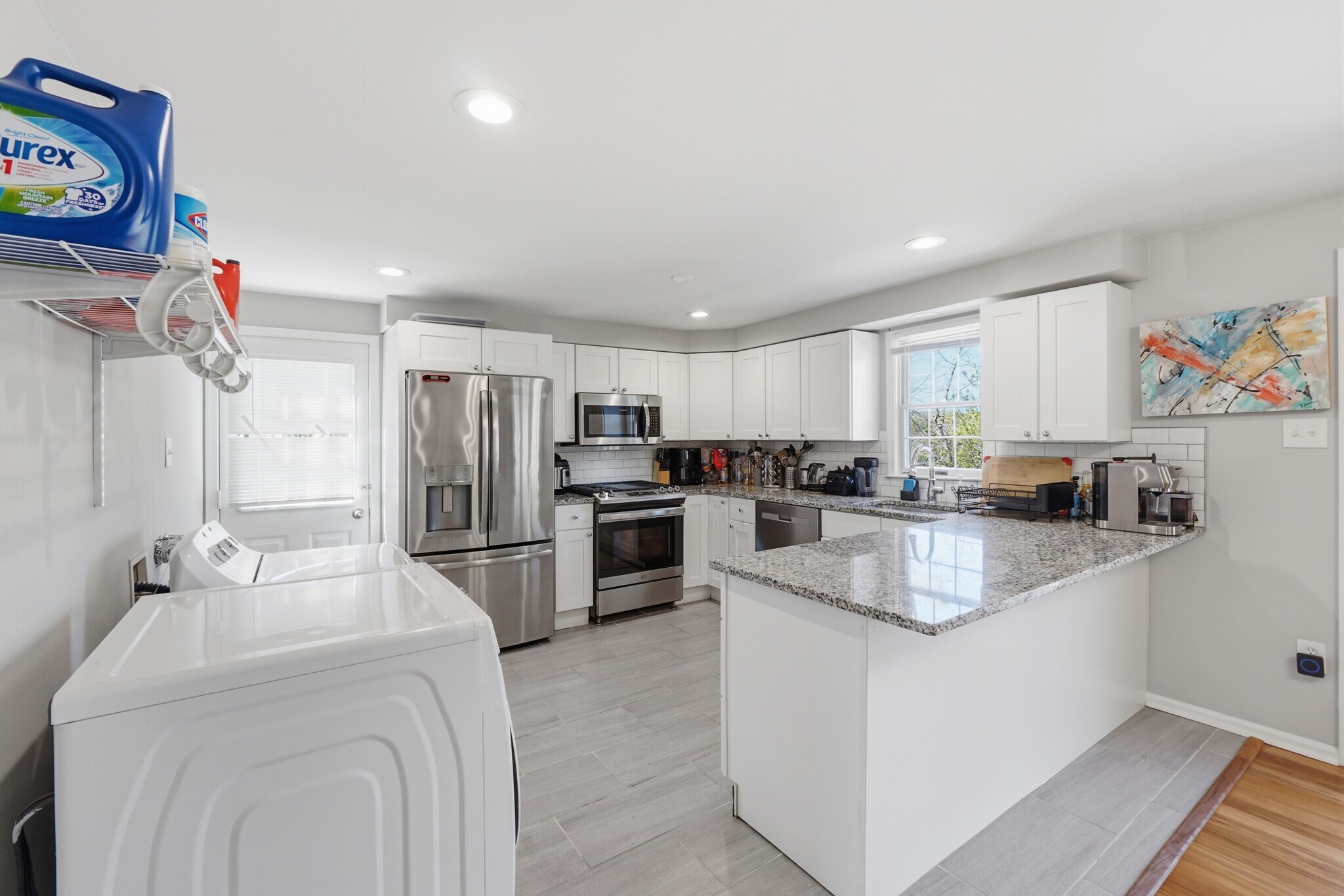 Building Photo - 9008 Autoville Dr