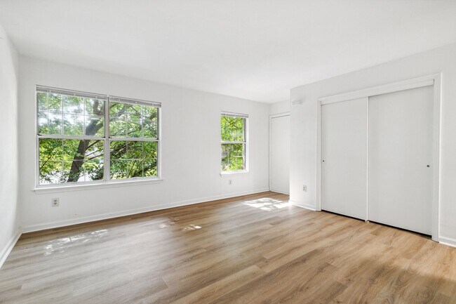 Building Photo - Location, Community, Quality Living. It St...