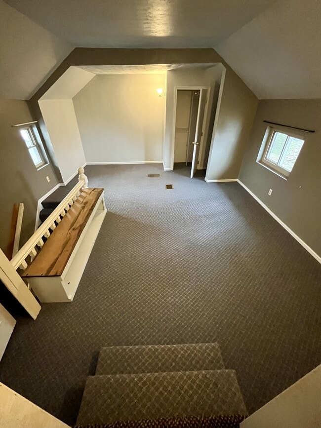 Building Photo - 2742 Walnut St