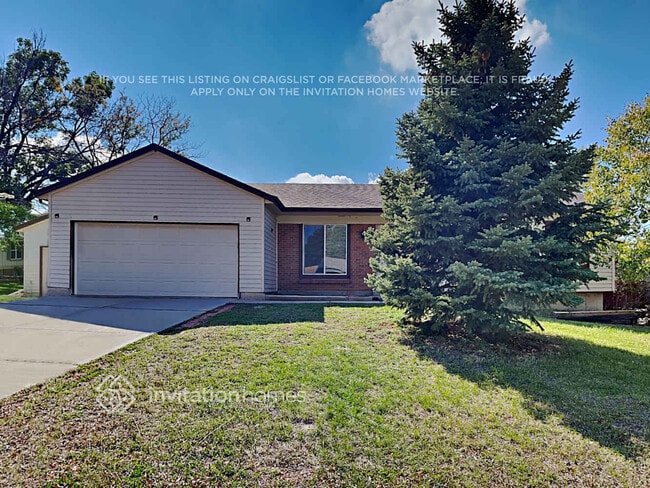 Building Photo - 1425 S Olathe Way