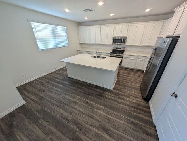 Building Photo - 2932 Moulin Hts St