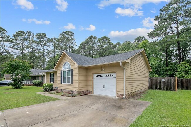 Building Photo - 3970 Loufield Dr