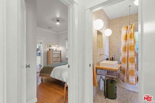 Building Photo - 1510 Electric Ave