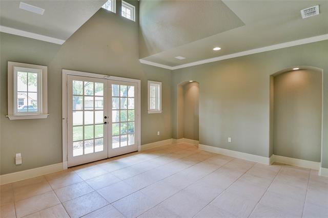 Building Photo - 10203 Ravenswood Rd