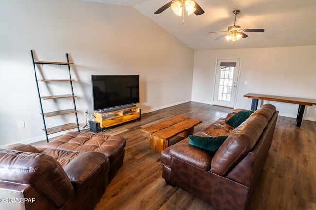 Building Photo - 1103 Mississippi Ave