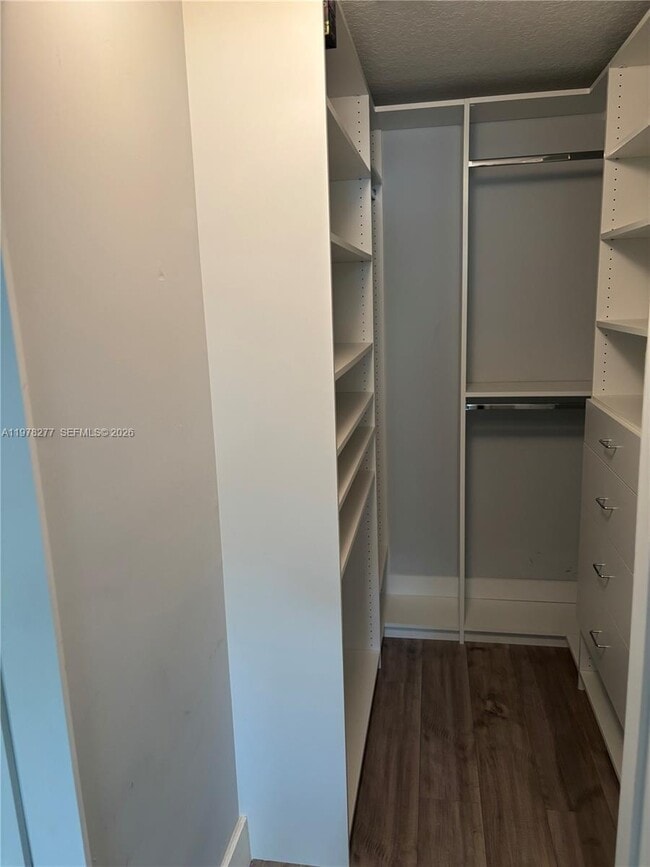 Building Photo - 6700 NW 114th Ave