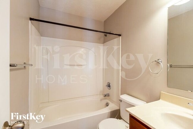 Building Photo - 6626 Thistle Grove