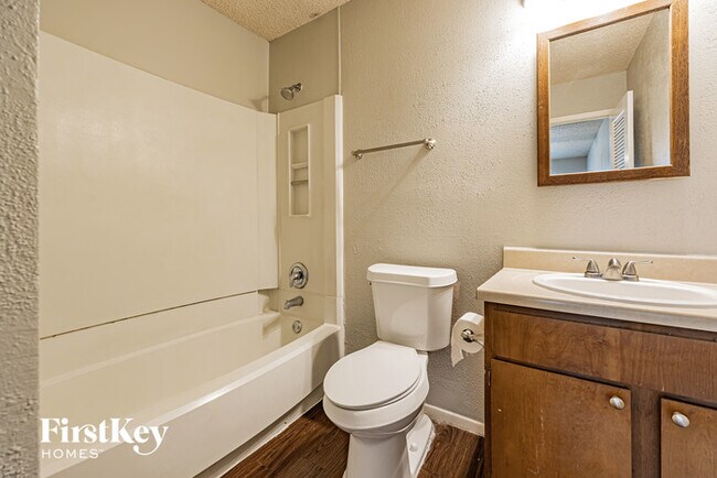 Building Photo - 23614 Pebworth Pl