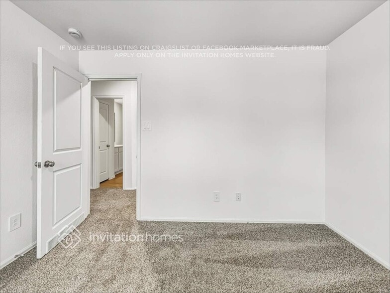 Building Photo - 18838 Charter Elm Dr