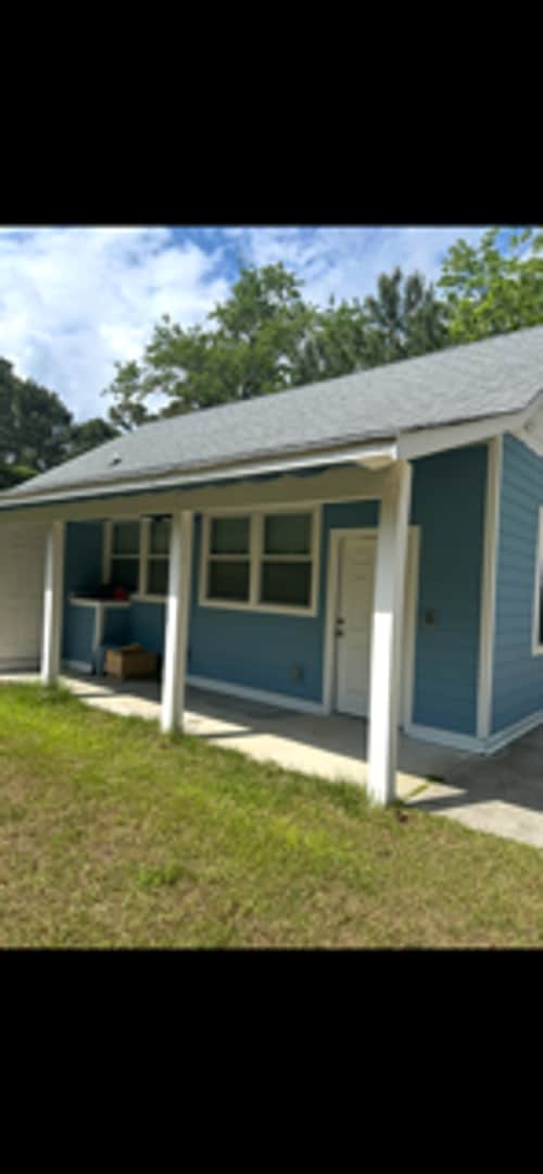 Building Photo - One Bedroom loft apartment for rent in Manteo