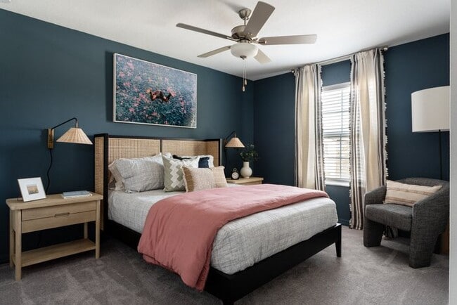 Building Photo - COMING SOON! APPLY NOW! 2BED 2.5BATH