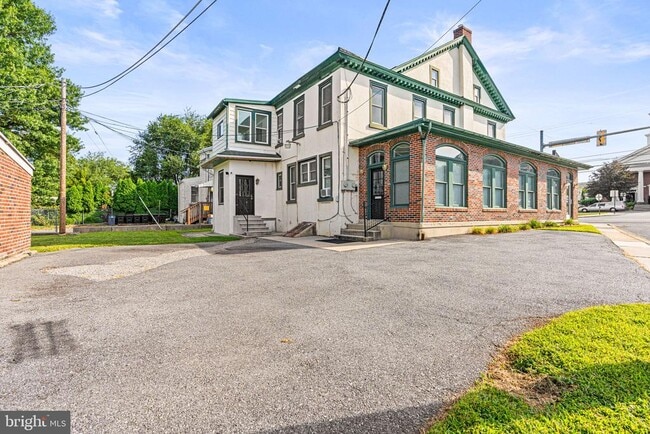 Building Photo - 3100 Kutztown Rd