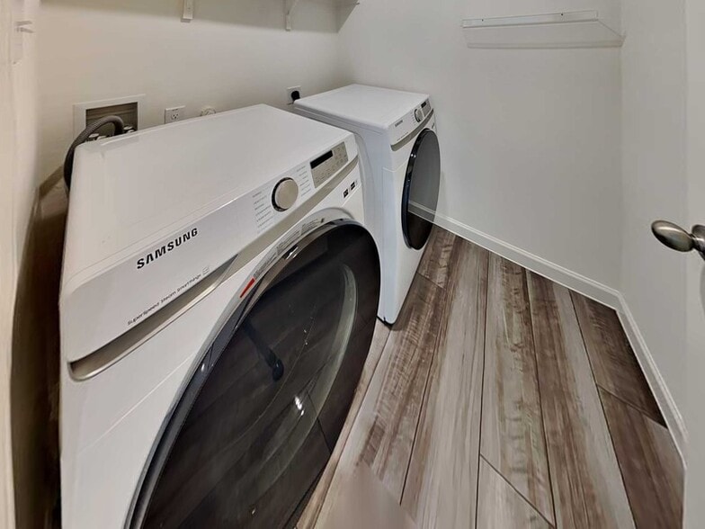 Building Photo - 1803 Washington St