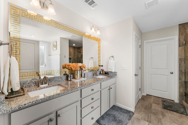 Building Photo - 9928 Long Leaf Pne Dr