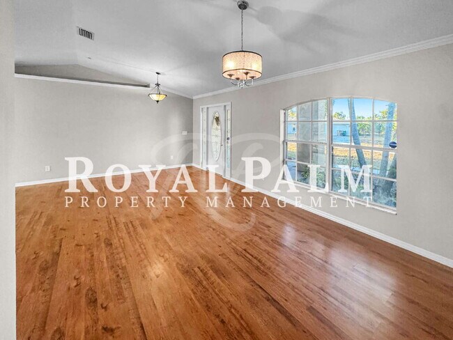 Building Photo - 326 SW 29th St