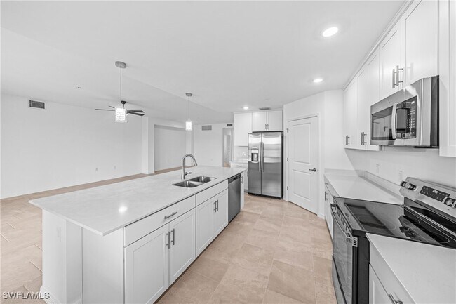 Building Photo - 5674 Melbourne Ct