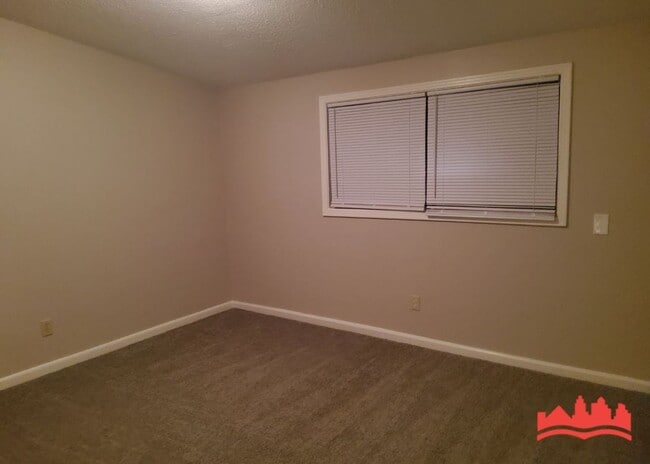 Building Photo - 3442 Knight Rd