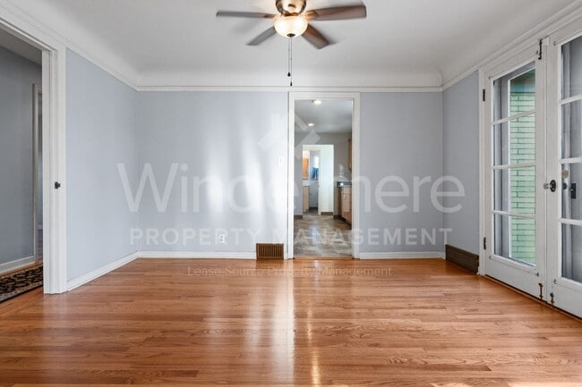 Building Photo - South Hill Charm