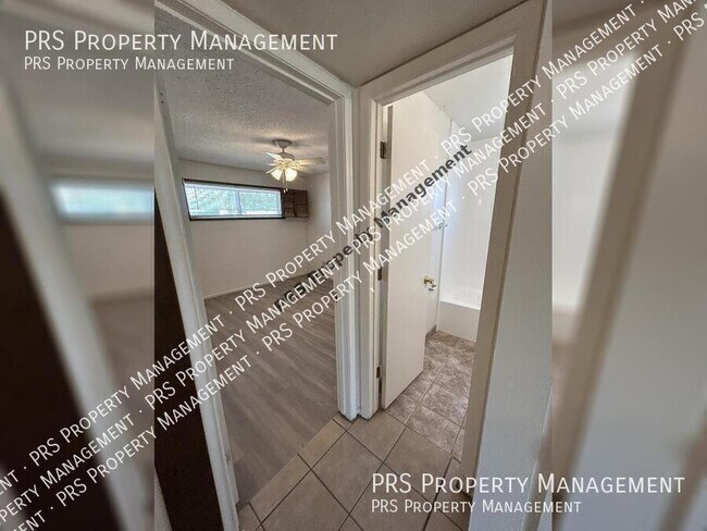 Building Photo - 1851 E University Dr