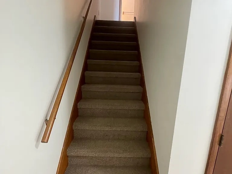 Stairs leading to second floor - 9 Gillan Ave