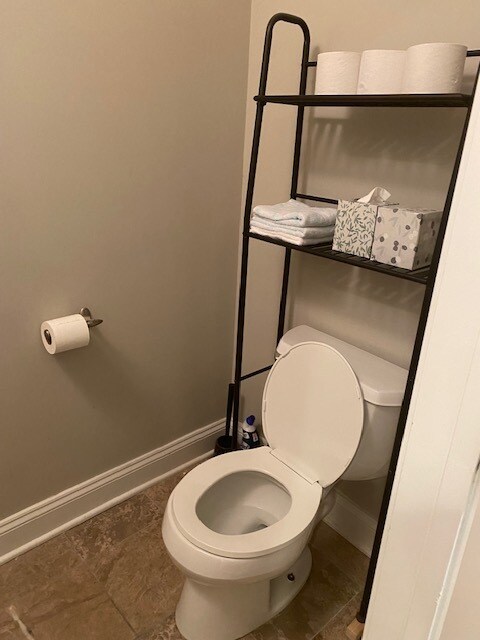 Half bath - 88 P St NW