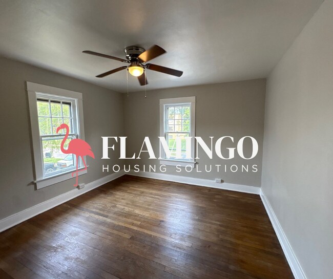 Building Photo - Spacious 3-Bedroom Home with Central Air & Garage in Dayton