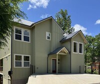 Building Photo - West AVL - Contemporary Beauty Minutes fro...