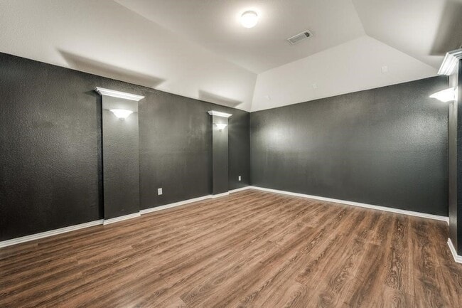 Building Photo - 1721 Shoebill Dr