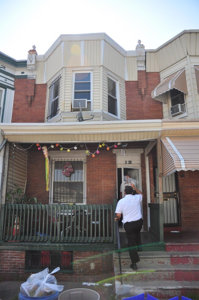 Primary Photo - 4741 Mulberry St