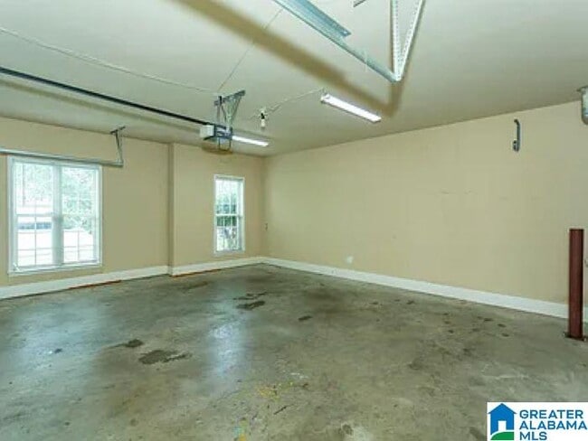 Building Photo - 6268 Kestral View Rd