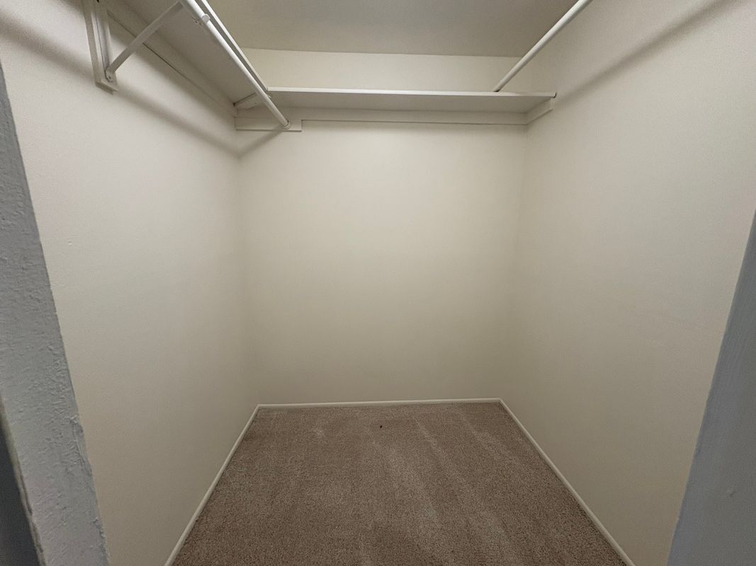 Building Photo - 424 N Bellflower Blvd