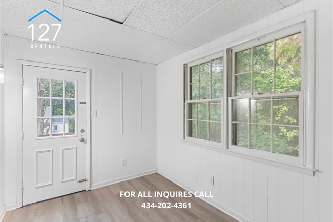 Building Photo - Charming 2-Bedroom Home in Ideal Lynchburg...