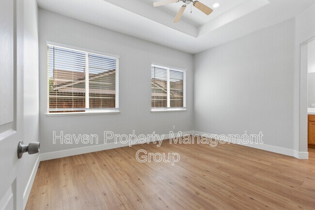 Building Photo - 1659 Whispering Wind Dr