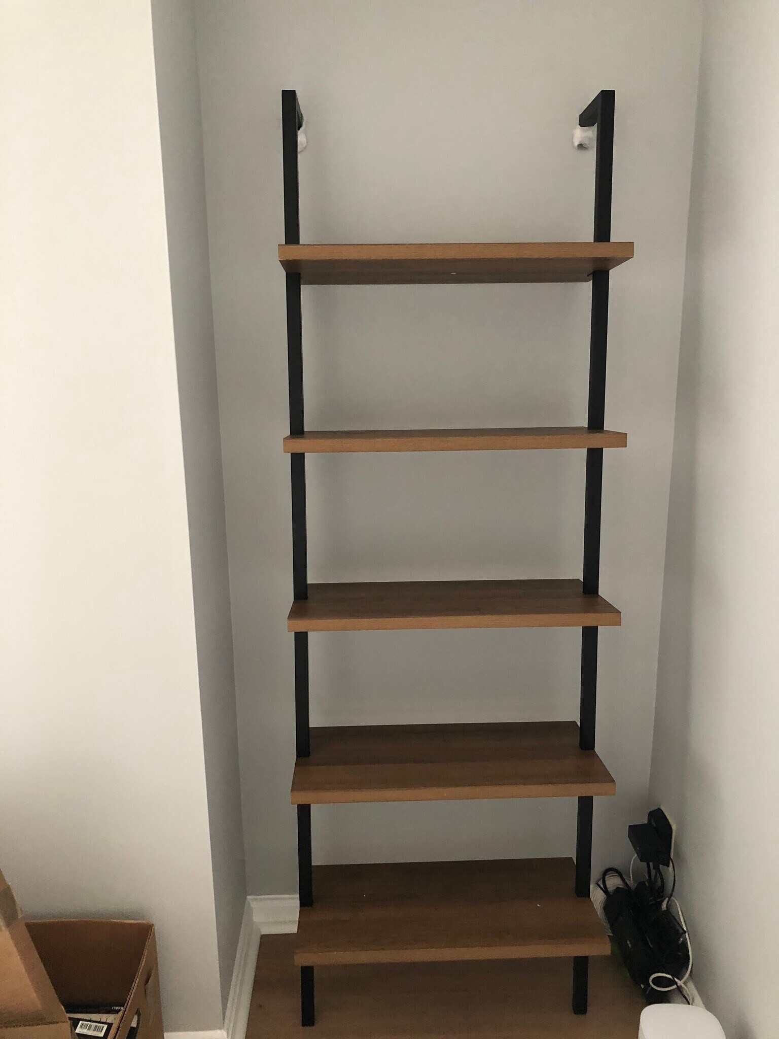 Second bedroom with built in shelves - 3800 Powell Ln