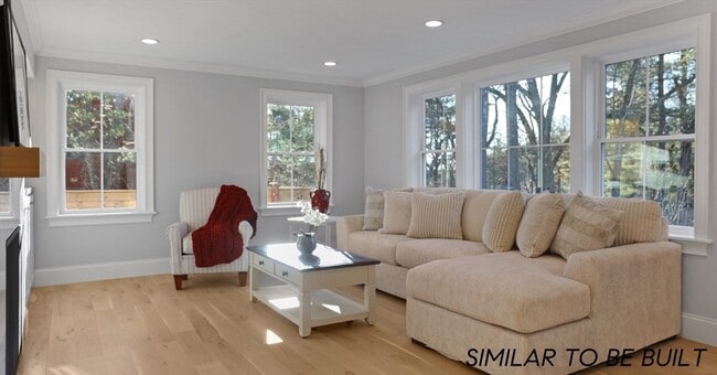 Building Photo - 10 Webber Ave