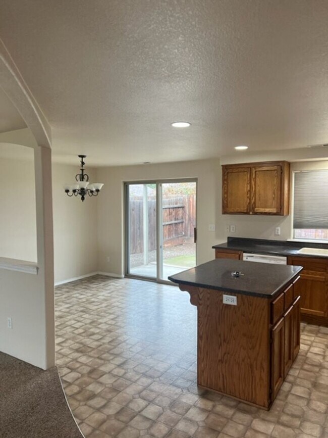 Building Photo - 2346 Stonefield Way