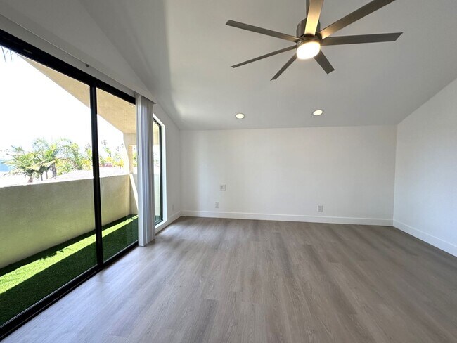 Building Photo - 401-405 Westbourne St