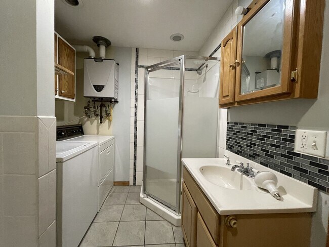Building Photo - 4303 S 61st Ave