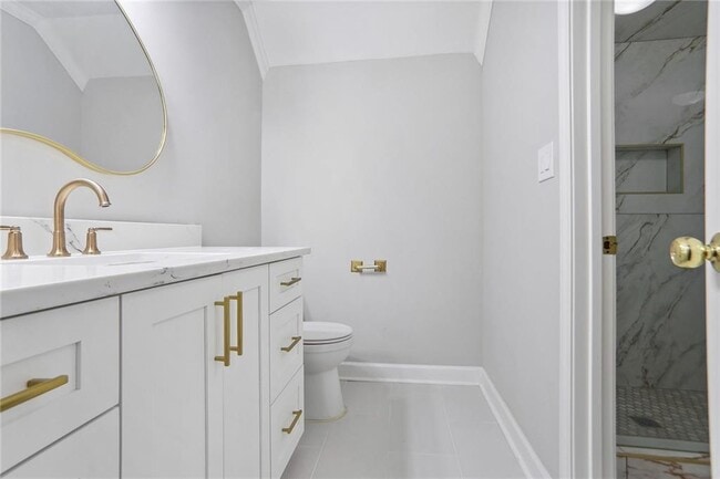 Building Photo - 8900 River Trace Dr