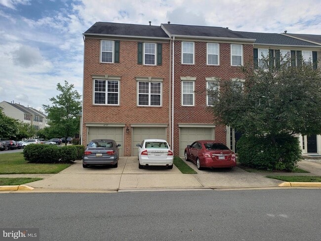 Building Photo - 45515 Cambers Trail Terrace