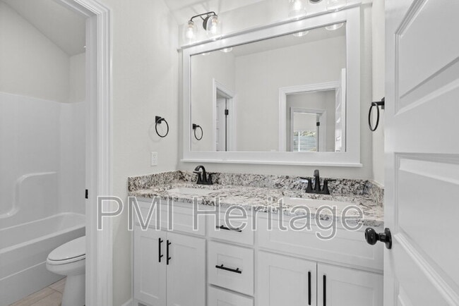 Building Photo - 1361 Sessile Oak Wy